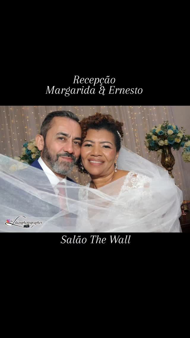 Recepção Margarida & Ernesto.
Salão The Wall
Parabéns ao buffet pelo profissionalismo.

Noivos e convidados dançaram com a presença do robô. Não faltaram deliciosos drinks .

@salao_the_wall 
@msilvadaluz 

#foto #eventos #noiva2025 #festadecasamento 
#fotografiaprofissional #fotografodecasamento